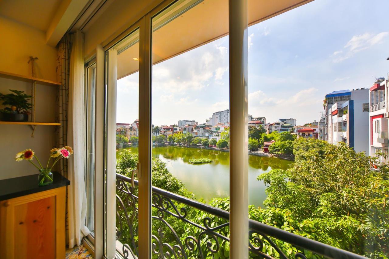 Lakeside House Hanoi Exterior photo